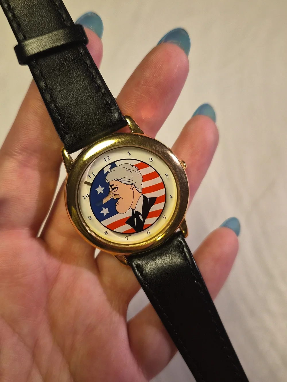 Vintage President Bill Clinton Watch Growing Nose Black Leather Band Gold Tone ✨